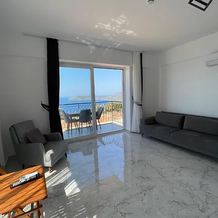 Eyluel Sakura Apartment Kaş
